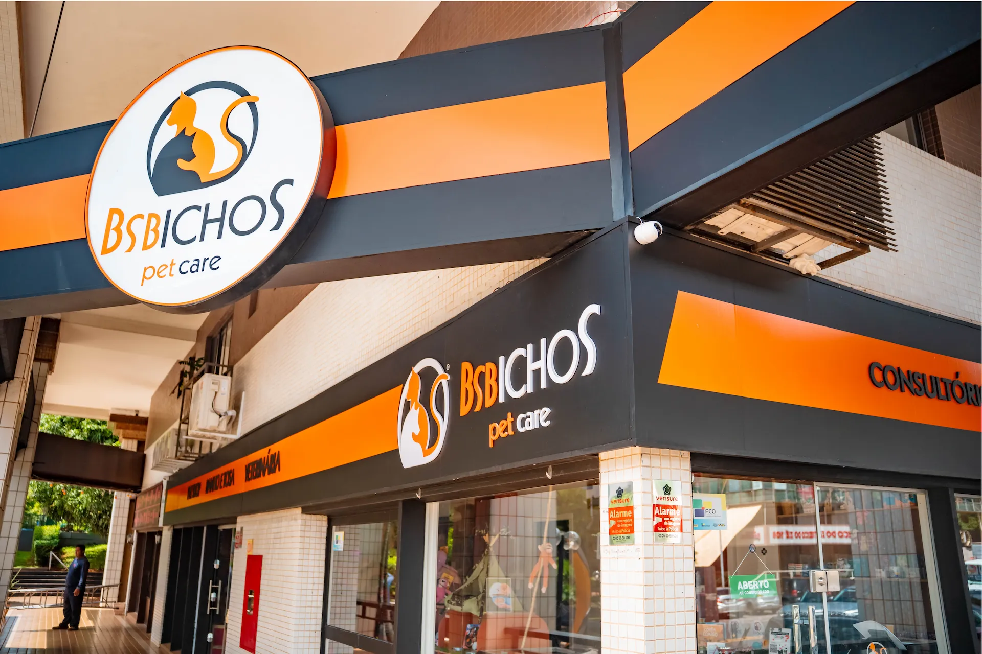 Fachada da unidade Asa Norte da BSBichos - Clínica veterinária em Brasília